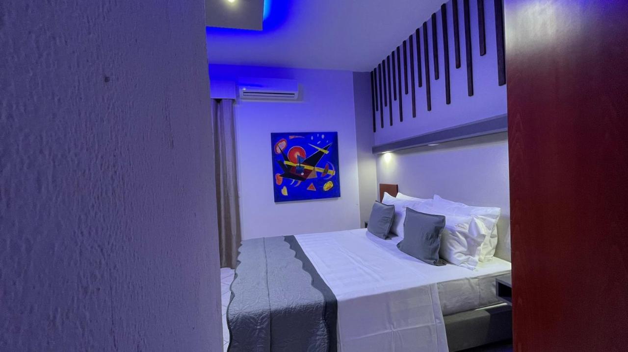 Premium Suites Ofrínion Esterno foto